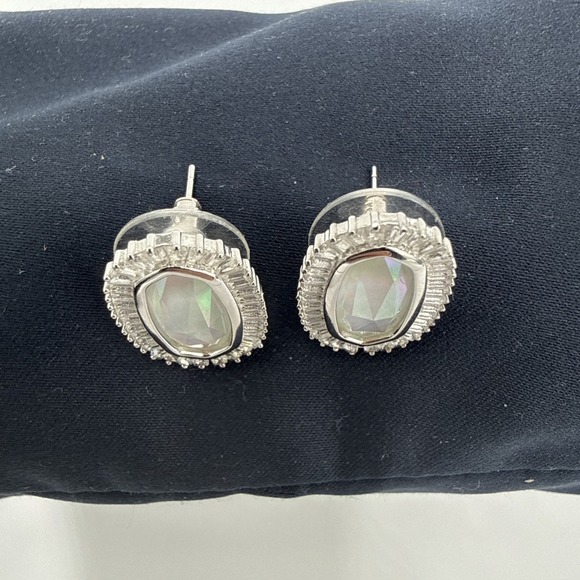 Kendra Scott Cade Stud Earrings Abalone Shell Silver Baguette Crystals Authe - Picture 2 of 8